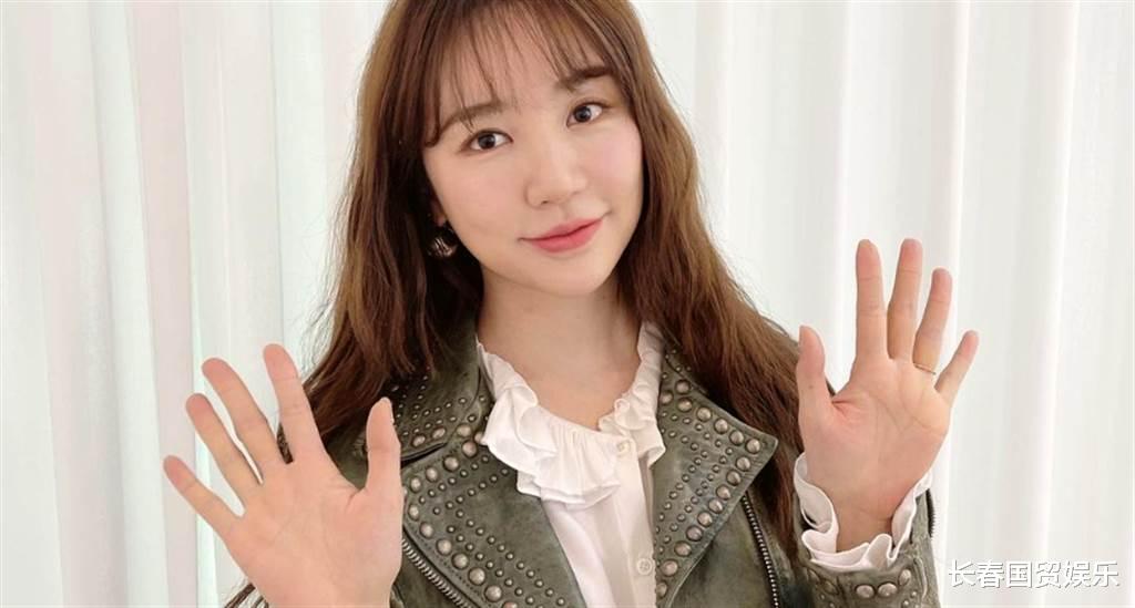 尹恩惠|韩星尹恩惠被确诊新冠，疑遭同居人传染，发文向粉丝通报近况