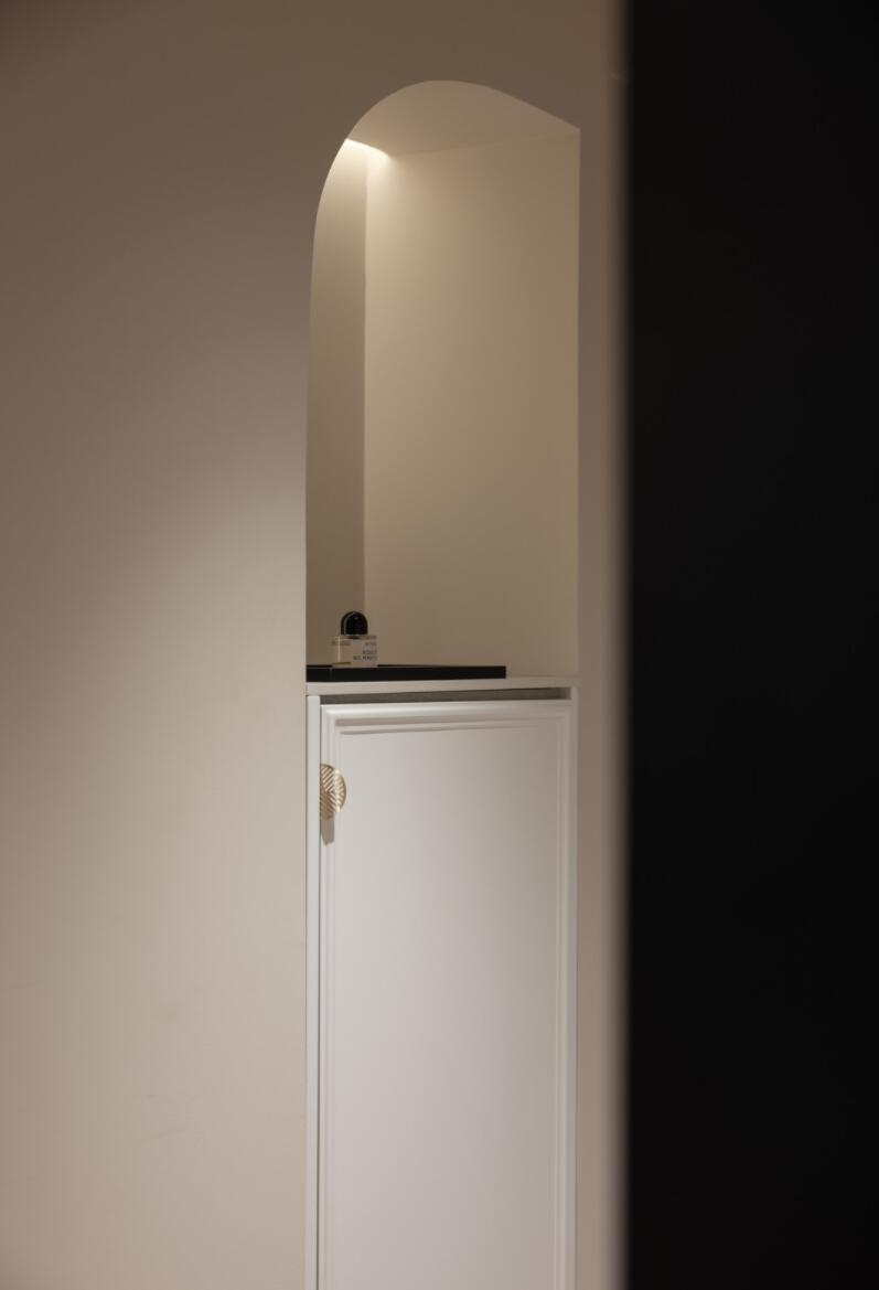 与其把阳台纳入客厅,不如将阳台扩大,入住后,才知道有多爽