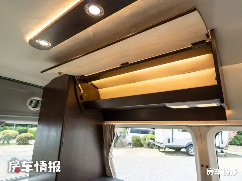 房车|新款海狮房车配2.7L动力，外观就是面包车，内部实现5座5卧真巧妙