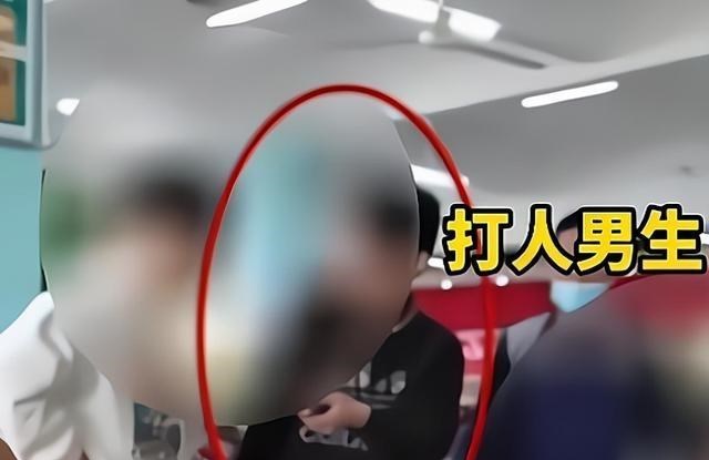 江苏一高校男生,因食堂抢座掌掴女生,所学专业曝光网友感慨良多