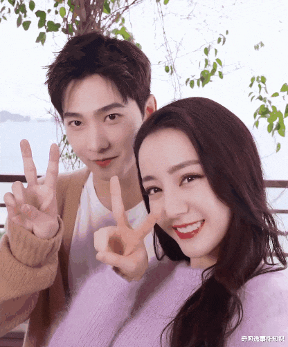 奇闻逸事涨知识|杨洋迪丽热巴自拍视频曝光,这一波搭配自带流量界的顶配!