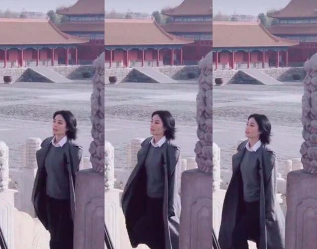 王菲|王菲一袭黑色连衣裙走红毯，简约又减龄，不愧是冻龄女神