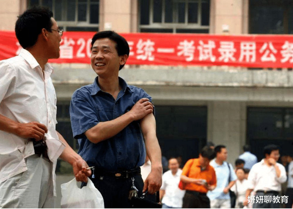 |男生不愿娶的女生职业排行榜，榜首“出乎意料”，护士无缘前5