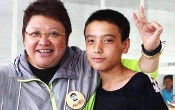 去不掉的个性|韩红揭露与孙楠奇怪关系，当了23年单亲妈妈真不后悔吗？