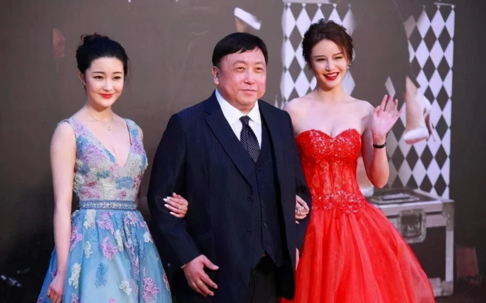 王晶|王晶的风流与潇洒：从天才少年到流氓导演，不愧是“性情中人”