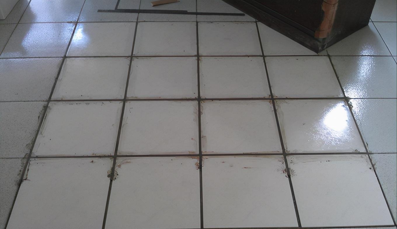 担心地砖时间长了拱起，4个原因弄清楚，还要掌握预防和处理措施