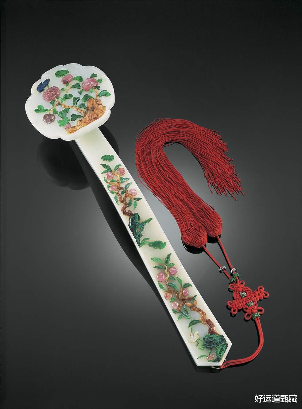 翡翠|清代玉器不惜工本以显示其温润晶莹之玉质美