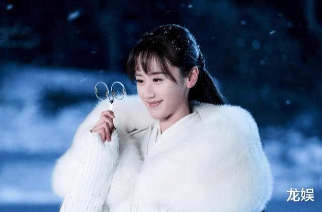 袁冰妍|袁冰妍热度不再？张艺兴新动态？王一博进组《洛阳》？