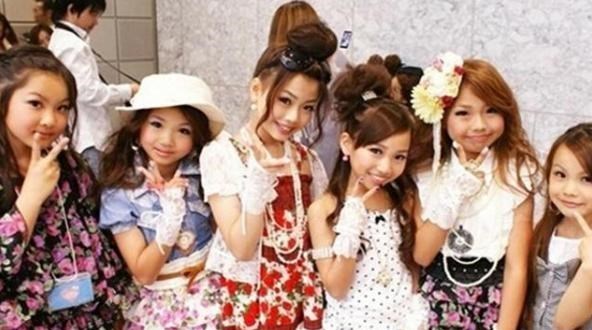 女孩|有种“前卫”叫日本女孩，会化妆不足为奇，这个“观念”刷新三观