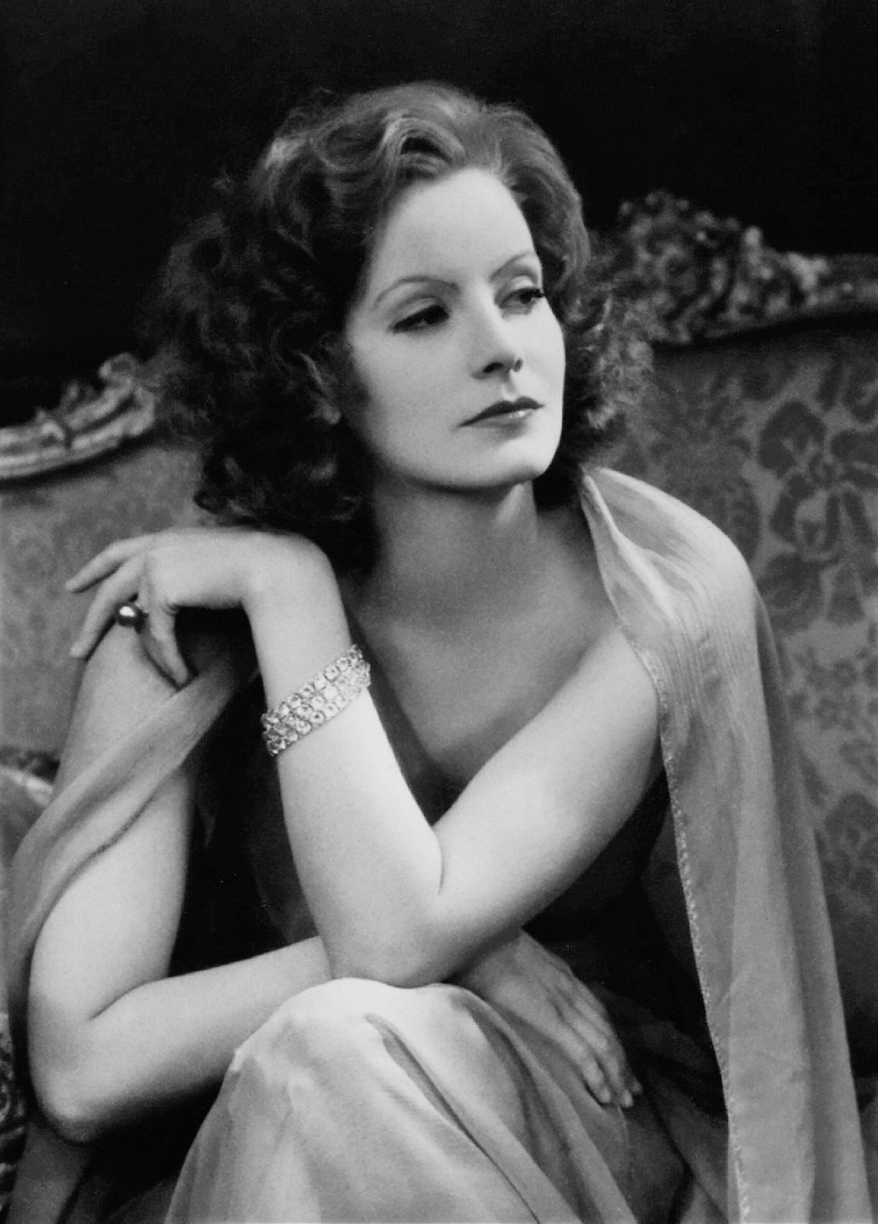 好莱坞|从海蒂·拉玛到吉恩·蒂尔尼,细数好莱坞被誉为“最美”的美人们。