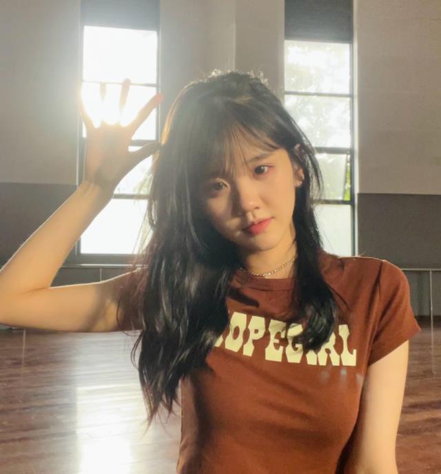 |一周换两个女网红约会，还主动出击井川里予，鲨鱼的路走宽了