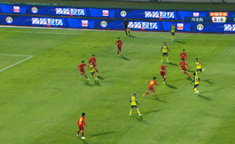 广州队|2-0！中超冠军优势少2分！第2支“40+”球队诞生，广州队爆发连胜
