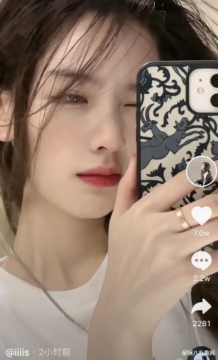 孙一宁|孙一宁再开直播，明星赵樱子求连麦，孙一宁爱答不理