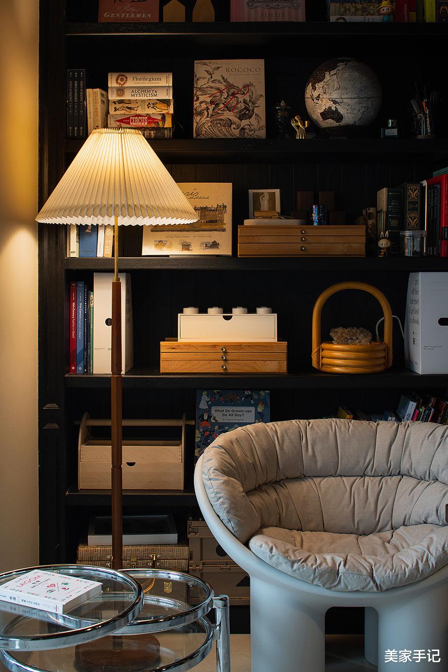 美家手记|坚持摒弃客厅，不买沙发茶几！这对夫妻的家，成了装修界的教科书