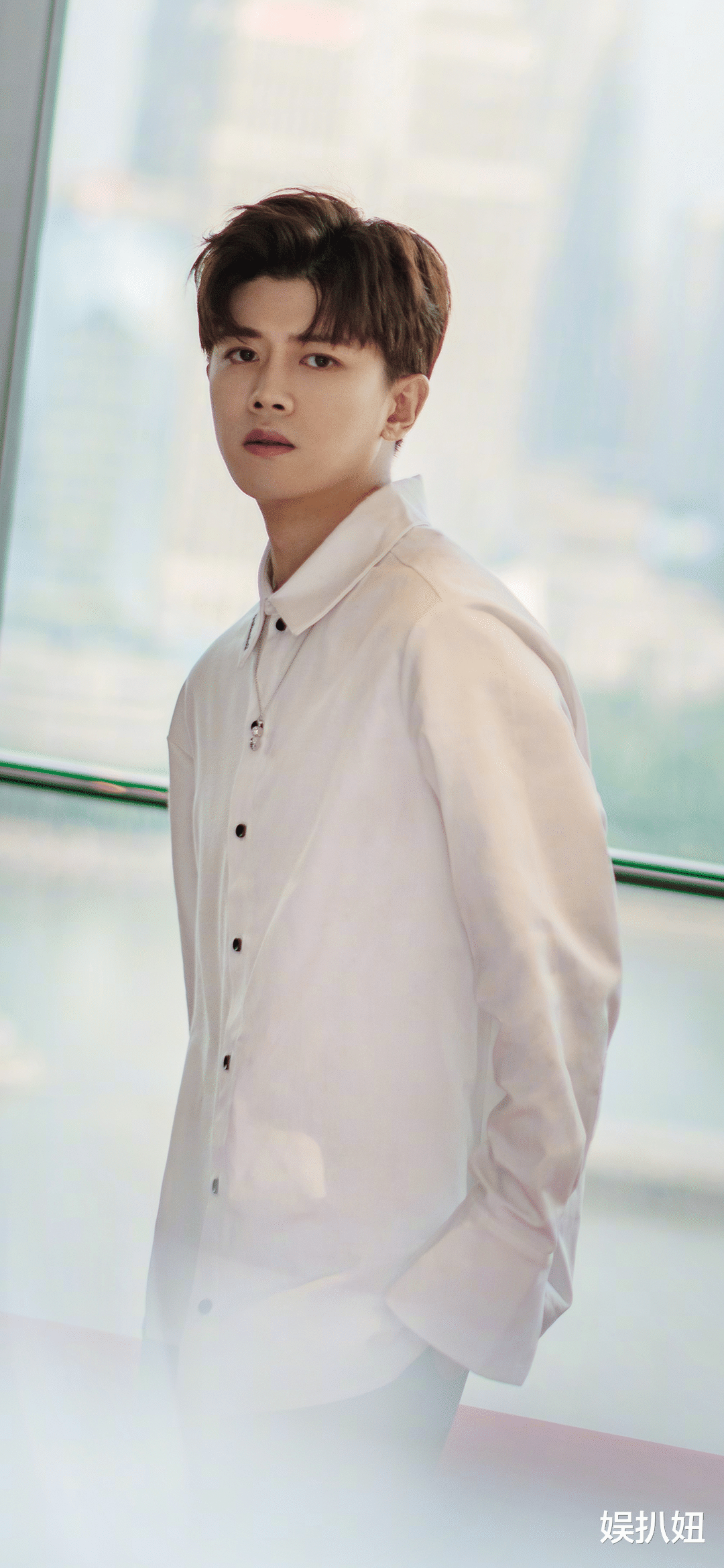 当红女星|任嘉伦白鹿还会再合作吗？很多人觉得不会了！原因竟是因为这个