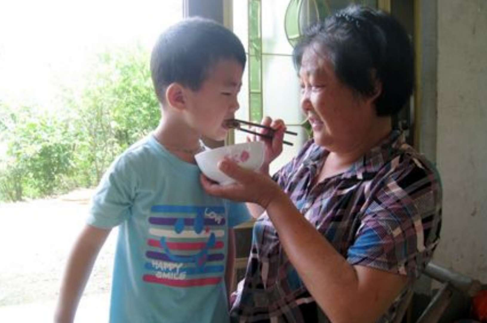 福林妈咪|喂饭的孩子,往往越长越瘦!5招让孩子好好吃饭,早用早改变