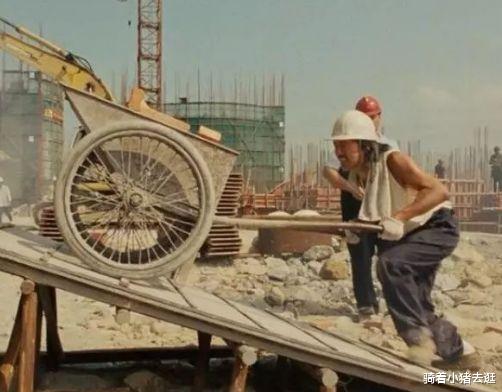 刘德华|周星驰演农民工，黄渤演农民工，刘德华演农民工，都不如他的真实