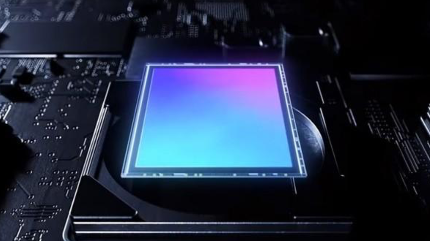 iPhoneSE|OPPO Reno7真機曝光：天璣1200+65W快充，價格很意外