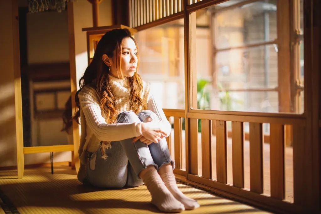 邓紫棋|哈士奇男星搞事情？热门歌手和女星玩玩？邓紫棋已经与男友分手？