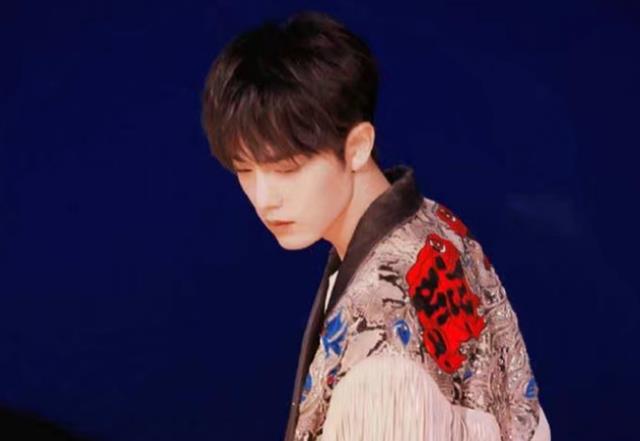 肖战|肖战突然官宣“新身份”，只有简短七字，足以令哇唧唧哇不敢招惹