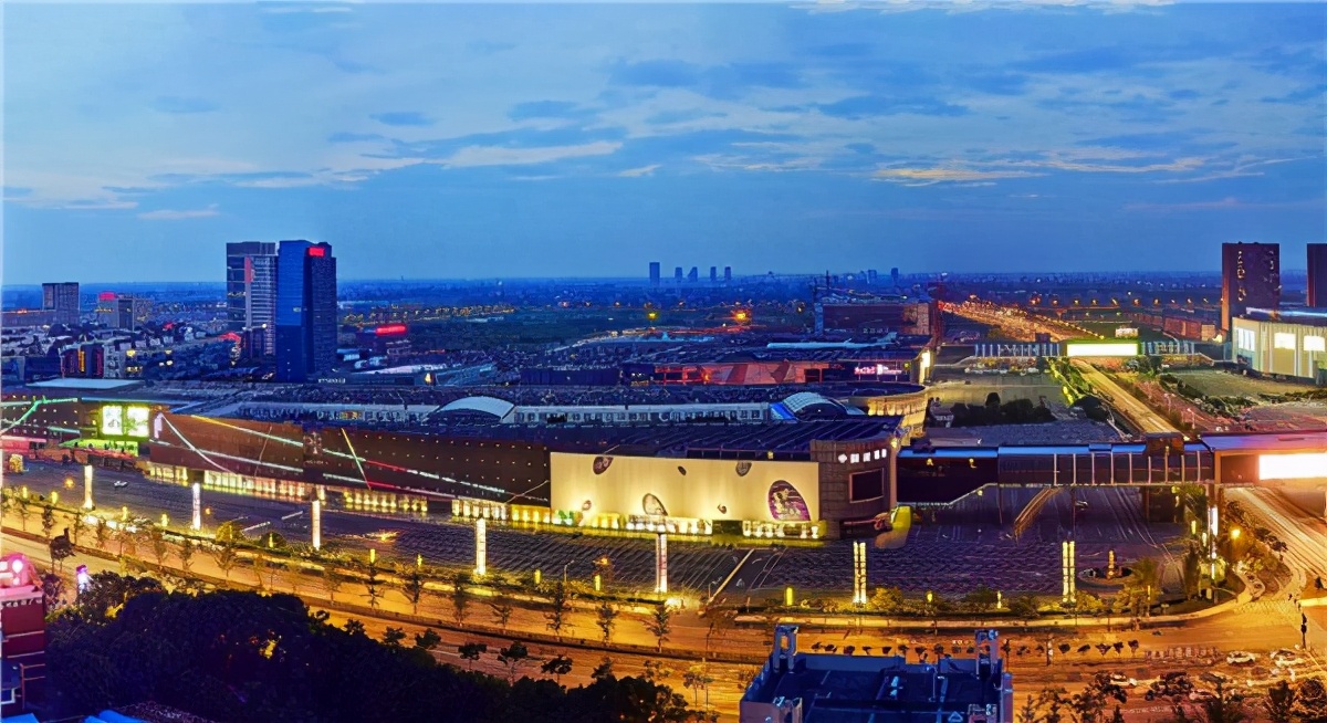 中国第一纺织网|启动数智化战略撬动新增量,海宁皮城助力全产业链“赢\"战秋冬!