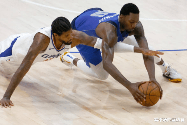 快船队|快船救世主！莱昂纳德轰45分刷爆三大神迹率队取胜，替补仅4分