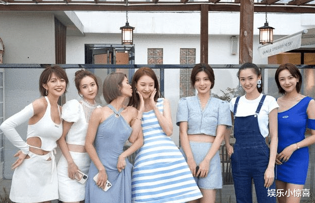 聚会|《心动4》me晒聚会照，罗悦嘉带男友出席，橙子以特殊方式亮相