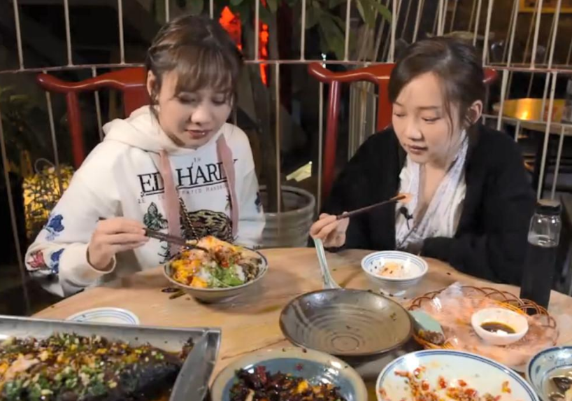 密子君|为啥千万级吃播就泡泡龙去世？浪味仙跟密子君：傻得只有他一人