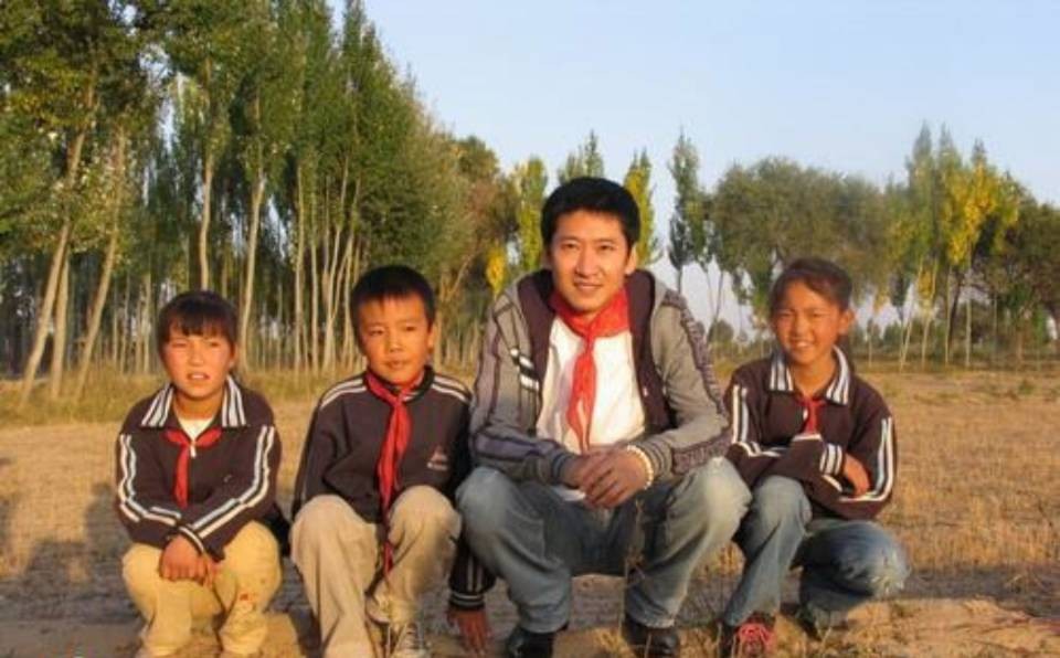 周杰|隐忍20年，身价过亿，为什么《五十公里桃花坞》里，他最圈粉？