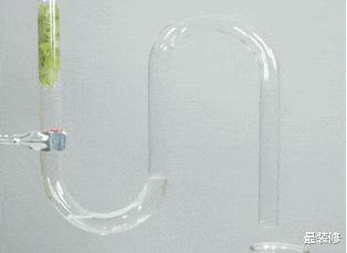 下水道堵了还用热水冲？老师傅教你几招，快速疏通没异味！