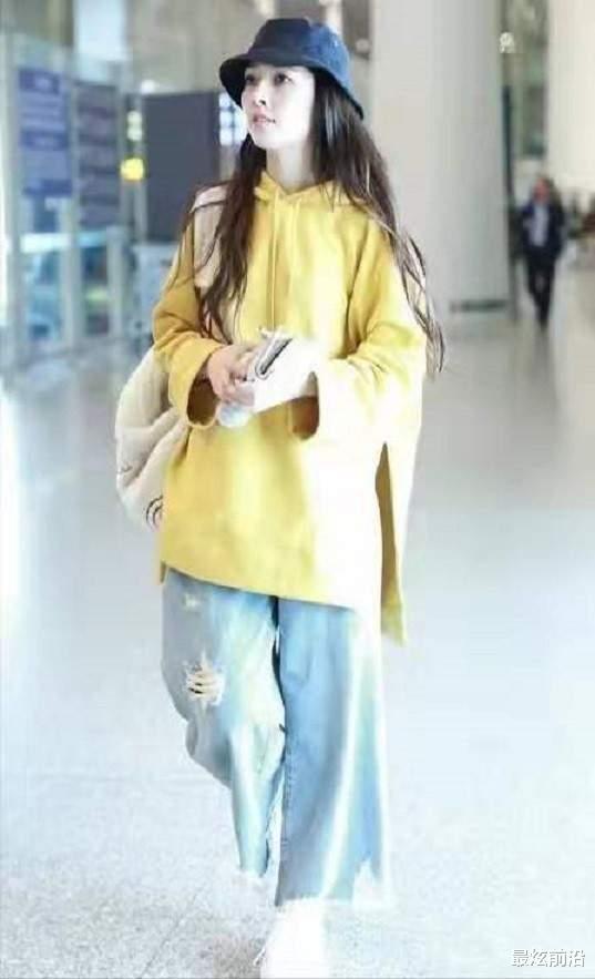 最炫前沿 郭碧婷成为宝妈风采依旧，卫衣搭阔腿牛仔裤，随性减龄超好看