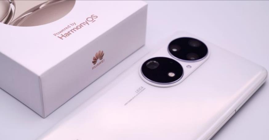 奶球妈咪聊|华为P50 Pro首批消费者陆续收货，98%好评率出炉，差评很“现实”