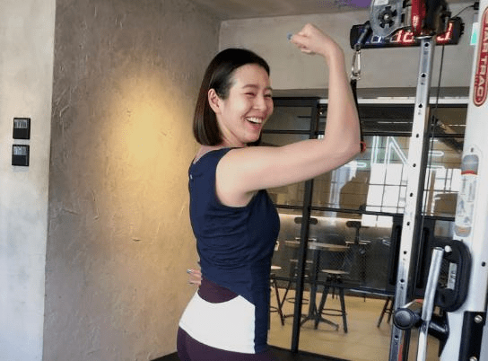 刘品言|阮经天曾毁了她的星途，还声称拿了她的“初夜”，如今33岁仍单身