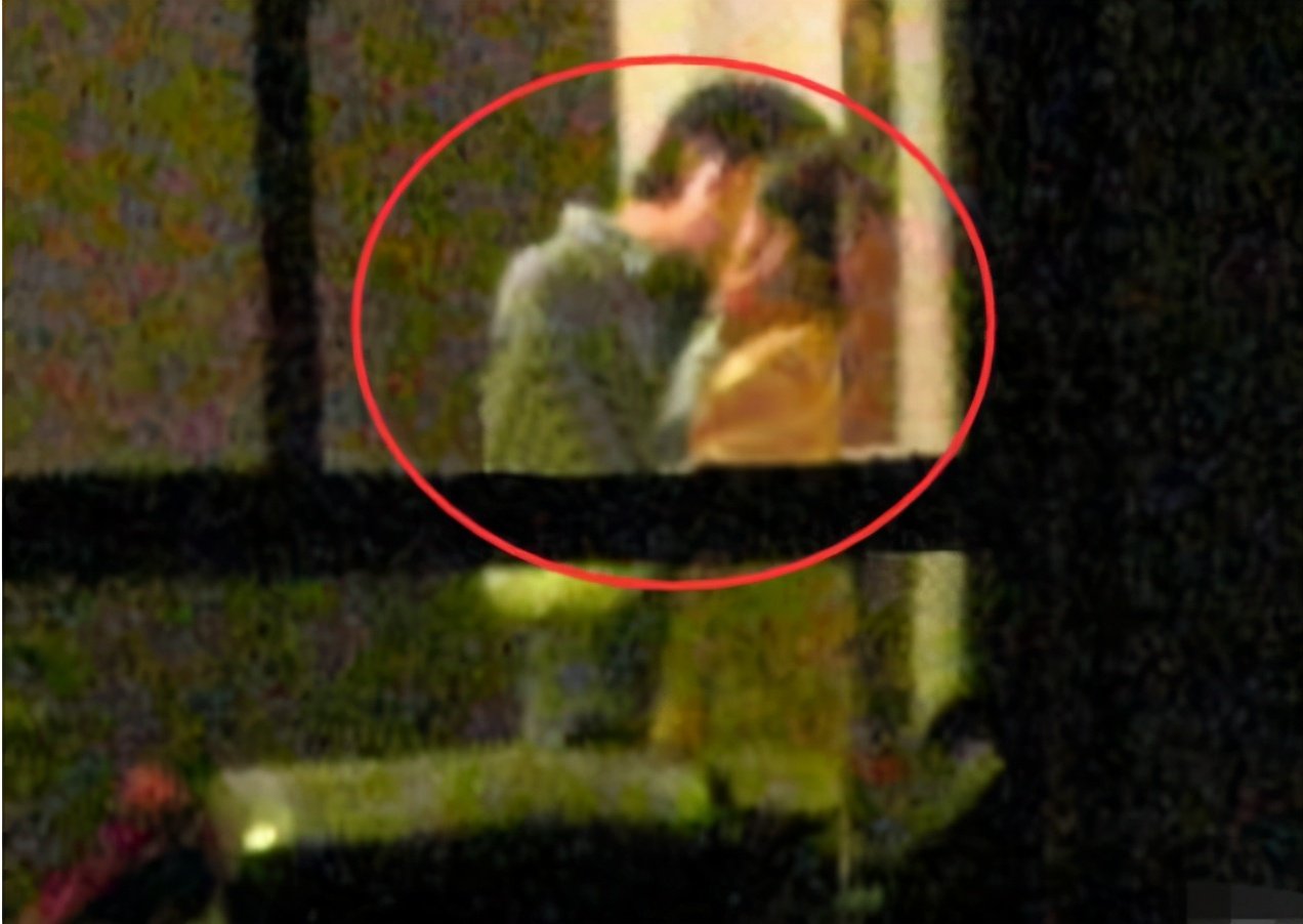 吴亦凡|2012年，董洁夫爆出潘粤明是“不完整”的男人，王大治：支持你的决定