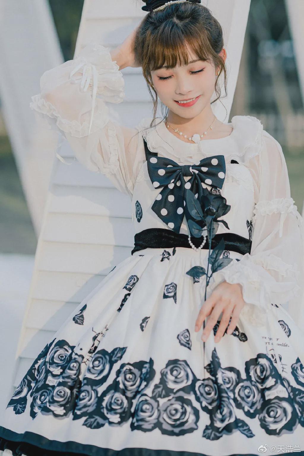 玫瑰|Lolita：黑色的玫瑰