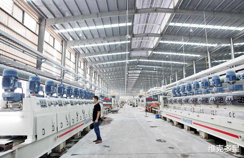 地铁站500元一块瓷砖、1300元的安装费,收费很合理?