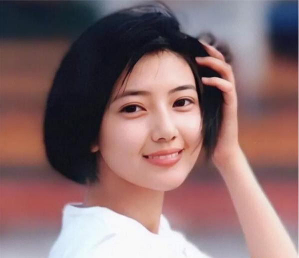 速度与激情9|高圆圆的混乱情史，靠美色征服了5个男人，嫁人后终不再持靓行凶