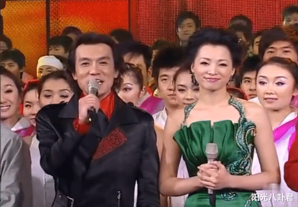 春晚|朱军发文透露春晚幕后,零点差点重现黑色三分钟,任鲁豫凭一己之力拯救春晚