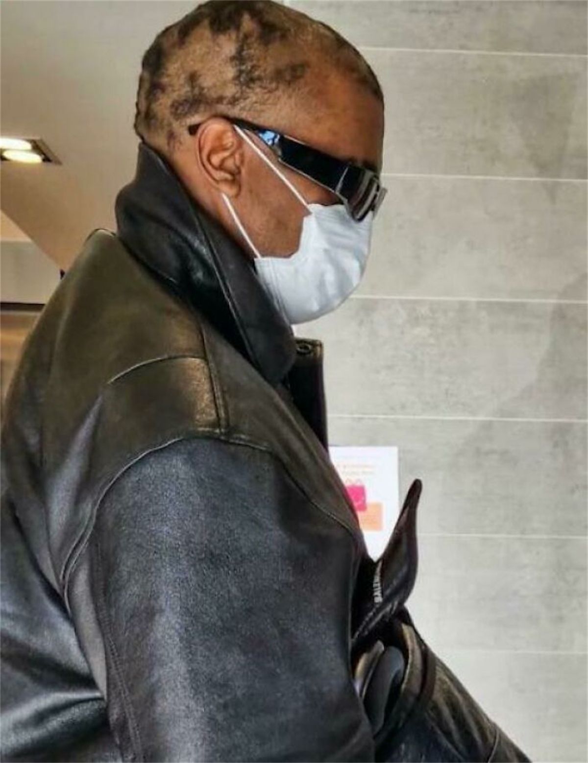 发型 网友评选的30个最失败发型，一个比一个“亮眼”