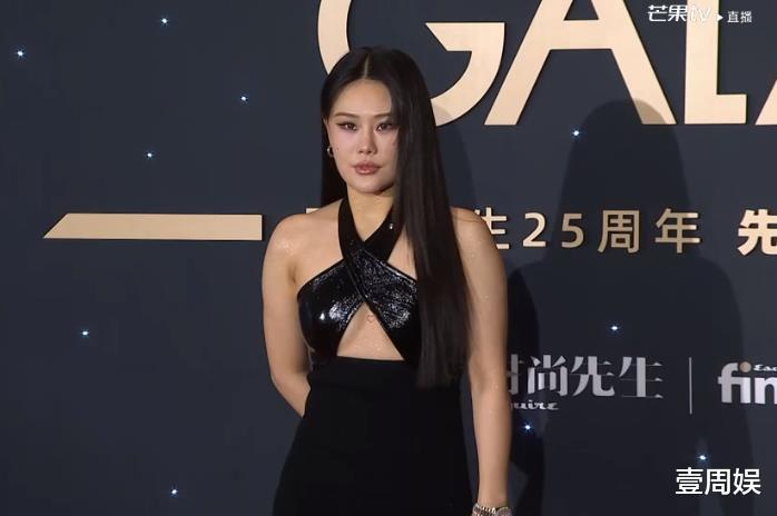 景甜|时尚先生红毯：张雨绮大秀长腿，景甜又美又飒，宋轶全场最佳！