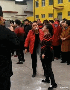 倩倩聊育儿|“姑娘风大就别穿裙子了，真的会原形毕露，被人看到多尴尬！”哈哈哈