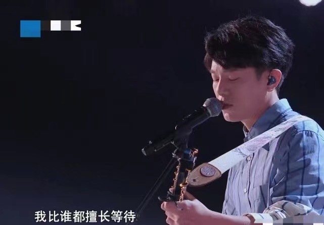 中国好声音|一代歌王“下凡”成《好声音》学员，却惨遭淘汰被素人击败