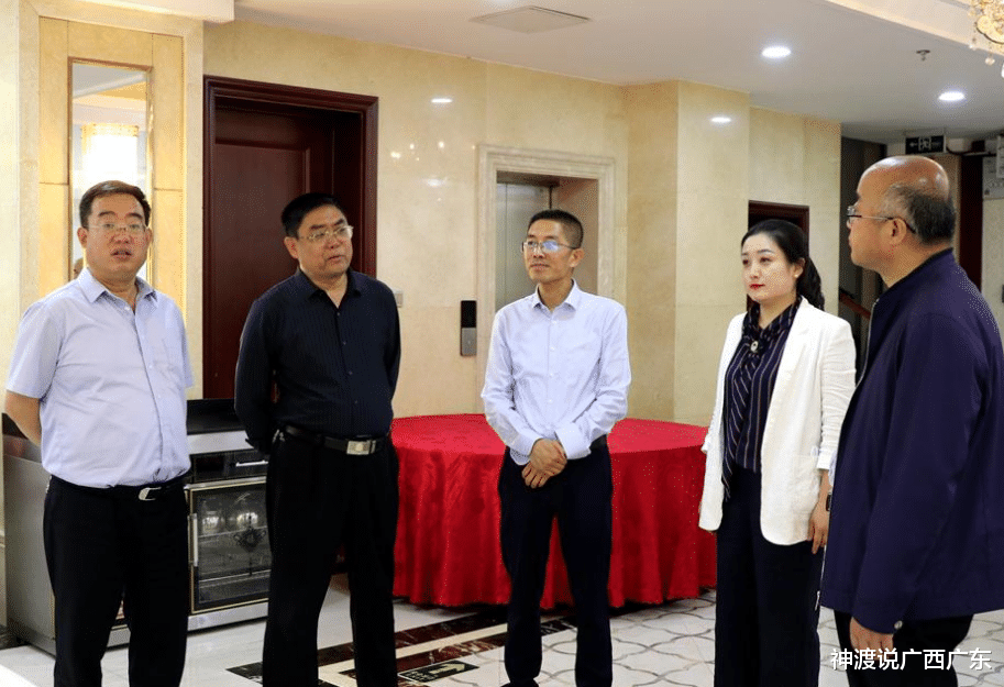 |什么事是你当了领导才明白的?