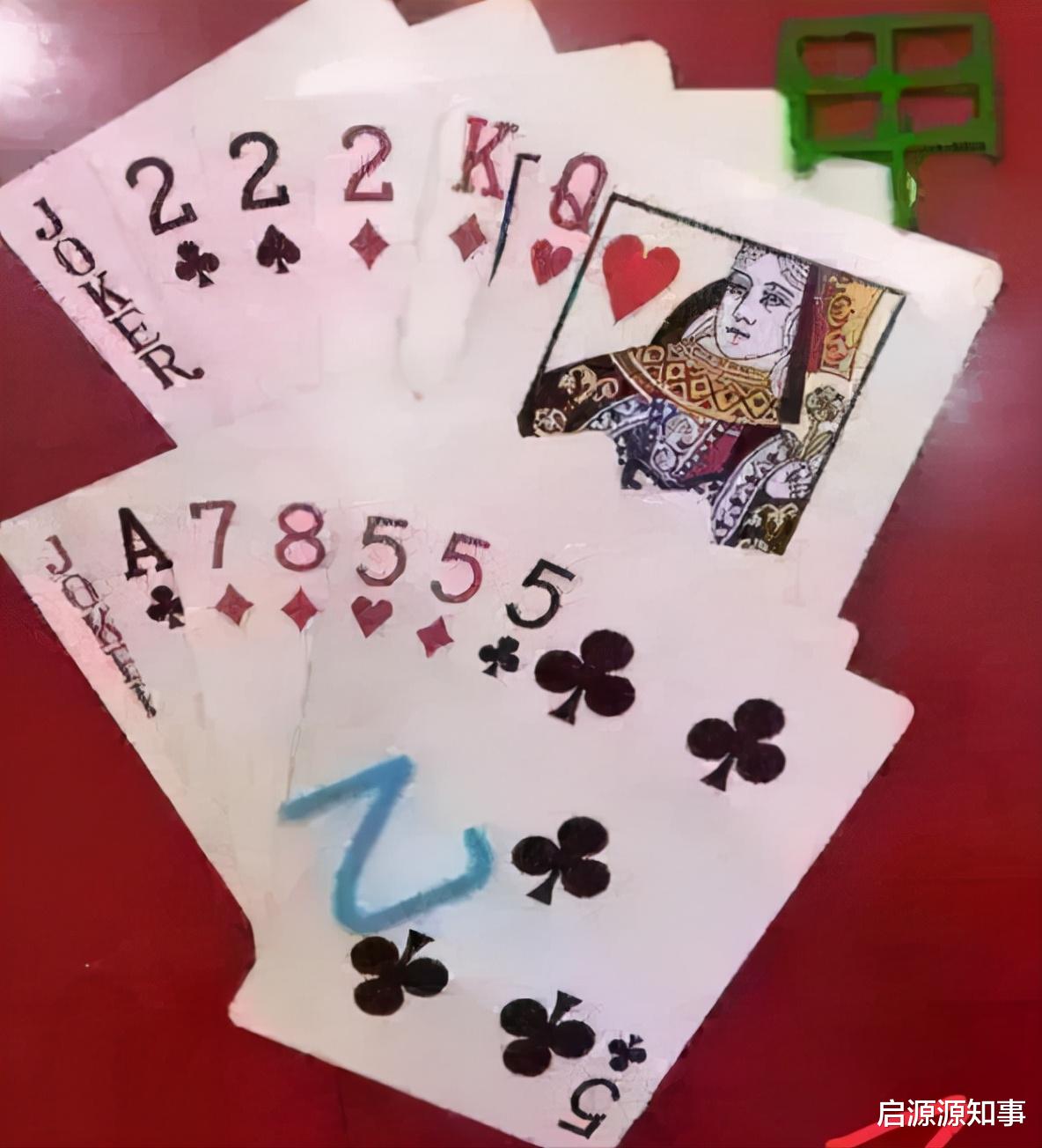 大爷 “德国牌子的菜刀也不过如此，没考虑中国人会用来拍蒜吗？”