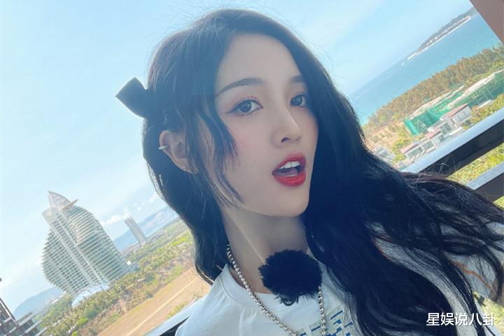 吴宣仪|照片挂黄网，吴宣仪粉丝好大胆，网友信息外泄吓破胆