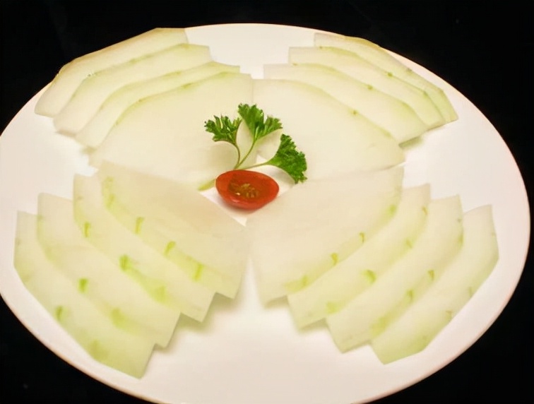 大蒜|痛风的“克星”竟是它！多吃一物冬瓜自叹不如，让痛风一去不回