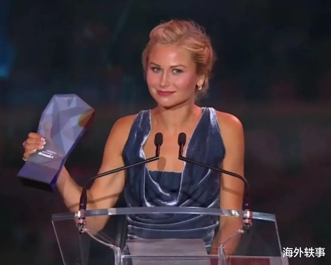 海外轶事 26岁澳洲女孩被侵犯后，集结数万受害者，颠覆了整个国家