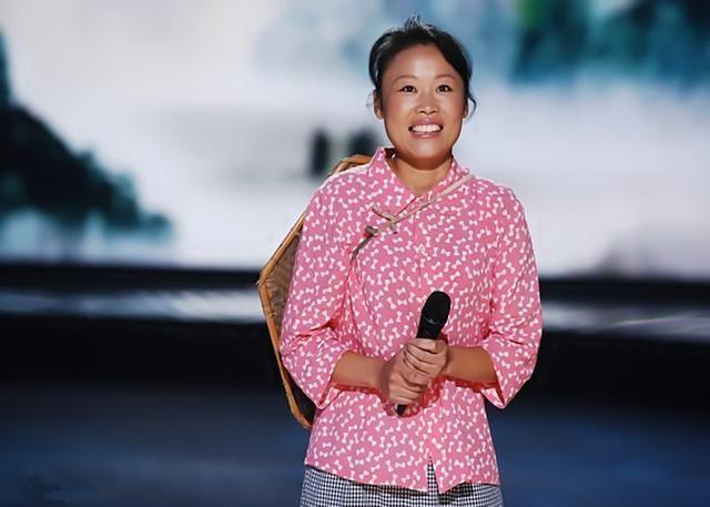 草帽姐|草帽姐为何被万人唾弃？看看她老公干了啥，难怪至今翻不了身