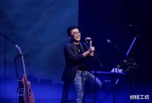 庞龙|一夜爆火到销声匿迹，演唱会被扔硬币羞辱，庞龙的退出是谁的错