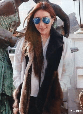 何超盈|有种“整容”叫何超盈生娃，为了孩子减掉半个自己，前后判若两人